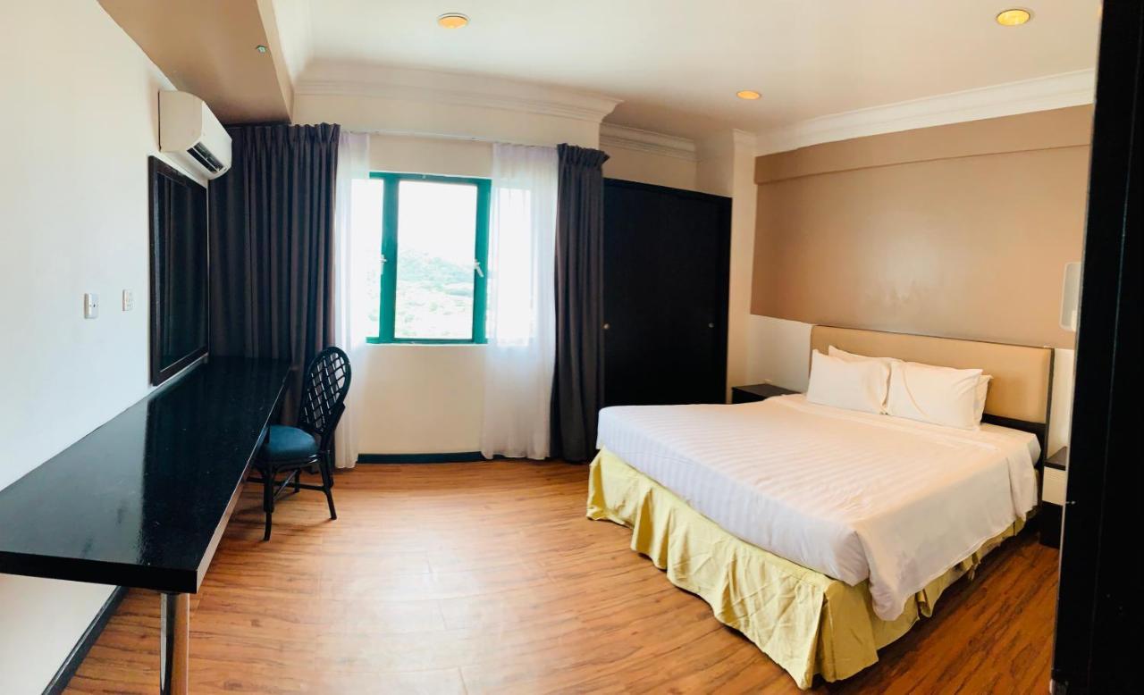 Likas Square - Kk Spacious Homestay Kota Kinabalu Exteriör bild