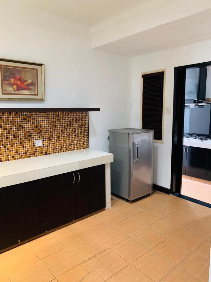 Likas Square - Kk Spacious Homestay Kota Kinabalu Exteriör bild